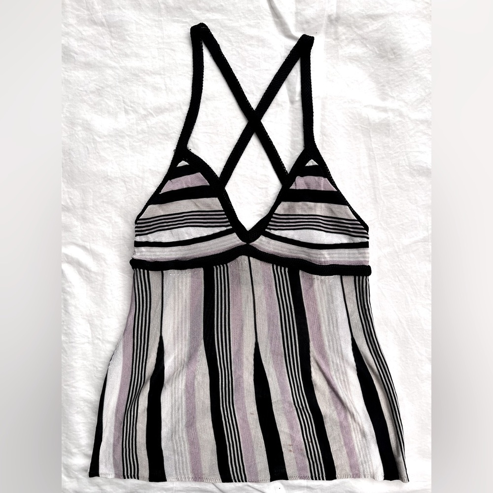 AX ARMANI EXCHANGLE TOP (SIZE XS)